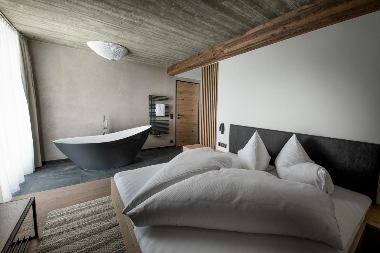 Glanz & Glory Appartements Laengenfeld Esterno foto